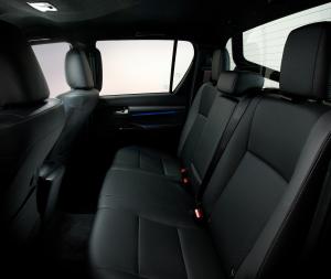 Toyota Hilux Invincible Double Cab 2020 года  (WW)